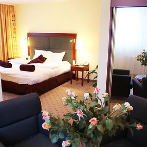 Wilga By Katowice Airport 3* Mierzęcice